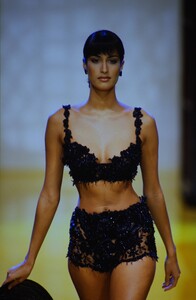 1290506134_ChristianDiorCoutureSpring1995(17).thumb.jpg.ec5f954aef23be177828c65bc6b7d255.jpg