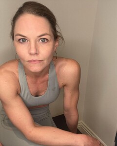 13.thumb.jpg.24889d9bbf26c1fef7d60808da2e9b1d.jpg