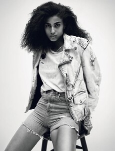 Imaan+Hammam+by+Mario+Sorrenti+i-d+spring+2021+(8).jpg