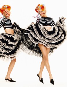 Vogue Paris No. 1016 - Avril 2021-page-010.jpg