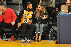 Lauren+London+Celebrities+Los+Angeles+Lakers+_anpss8xj6Tx.jpg