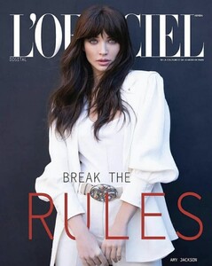 L'Officiel Arabia 321b.jpg