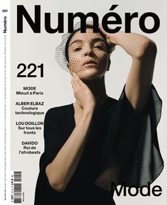 Mariacarla+Boscono+by+Dan+Beleiu+Covers+Numero+221+(1).jpg