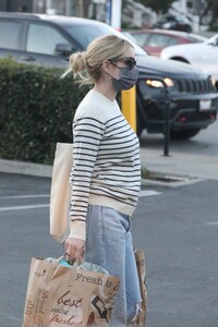      rob020321BZNimage109.jpg