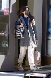      kat160321BZNimage103.jpg