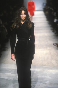 2120110463_IsaacMizrahiSpring19984.thumb.jpg.a631952bf23ae203e1aada9a95e968df.jpg