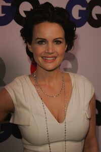 3_carla_gugino.jpg