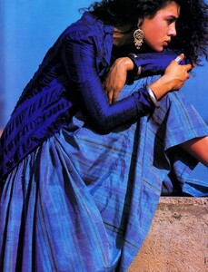 US ELLE April 1987,Haute Hippies,Toscani 1.jpg