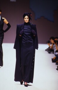 45440179_JeanLouisScherrerCoutureFall1996(8).thumb.jpg.601ed95ba1eb49e4db2aea42a6cfee0b.jpg