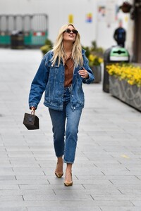      ash260321BZNimage10.jpg