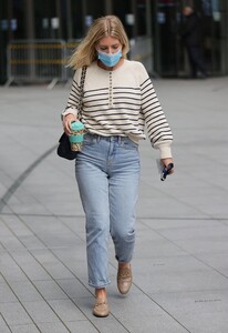      kin270321BZNimage104.jpg