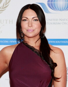 509492656_laura_prepon_at_the_2012_south_south_awards_in_nyc_05_122_492lo.jpg