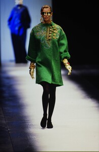 533038769_gianfranco-ferre-fw-1993(5).thumb.jpg.e4681238b130fc2ead2b43fff4a5ca47.jpg