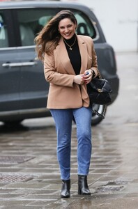        kel040321BZNimage5.jpg