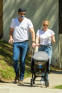      rob300321BZNimage8.jpg