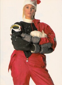 Unknown,ELLE France 30th November 1987,Le Ski Haute Performance by walter chin 3.jpg