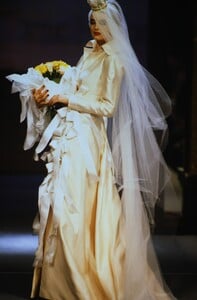 884153616_VivienneWestwoodSpring1996(7).thumb.jpg.6a02f69818bbcbe072aa251f1e6e45ee.jpg