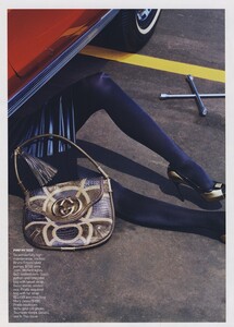 Aldridge_US_Vogue_October_2006_07.thumb.jpg.d695c846b3b509bbebb0ce89aed8f92a.jpg