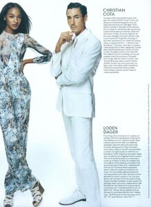 America_Roy_US_Vogue_November_2010_09.thumb.jpg.98a9c3ea8be726d1cd5e17c974f89ce6.jpg