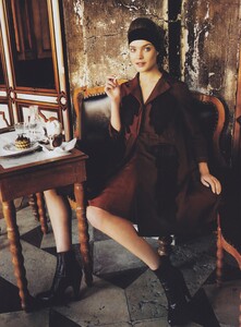 Amore_Testino_US_Vogue_July_2005_12.thumb.jpg.db97c5933c242a1094741f8445110f45.jpg