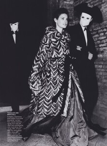 Amore_Testino_US_Vogue_July_2005_14.thumb.jpg.467558ef66ba805534bbddd70c4d1c31.jpg