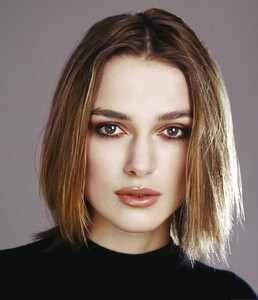 Babes_Celebrities_Teens_Keira_Knightley_Yum_Yum_4527651-95.jpg