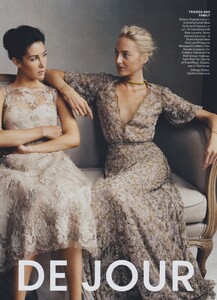 Belles_Roy_US_Vogue_August_2011_02.thumb.jpg.0cb3aff10704de58f6cd7abfe628a36b.jpg