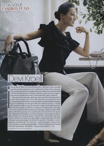 CFDA_US_Vogue_November_2006_07.thumb.jpg.262e37328e66257ae0e7c651529173b1.jpg