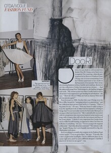 CFDA_US_Vogue_November_2006_13.thumb.jpg.12cb26e54a6c6a2f7e8e7fe7eeb5394d.jpg