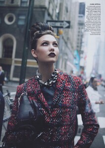 Checks_Lindbergh_US_Vogue_September_2010_02.thumb.jpg.64bdab4131b52fba8d1d924a3fe3273c.jpg