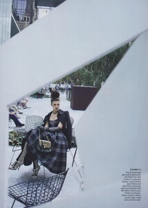 Checks_Lindbergh_US_Vogue_September_2010_03.thumb.jpg.ef36335d3f269cae5293caf4daa775c1.jpg