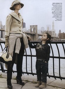 Demarchelier_US_Vogue_July_2006_02.thumb.jpg.f81fd87509dfe24d37e6343464fd9203.jpg