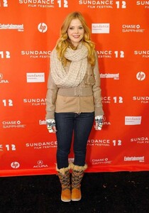 Dreama-Walker-38-1.jpeg