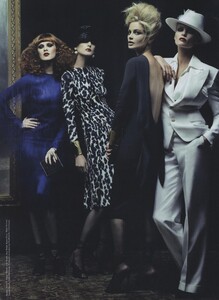 Ford_Meisel_US_Vogue_December_2010_06.thumb.jpg.79e40b95d17ac7fa02fd9af3b683fe93.jpg