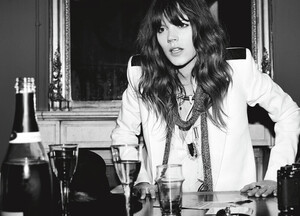 Freja-Beha-Erichsen-for-Glamour-France-August-2014_3.jpg