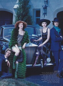 Gilded_Meisel_US_Vogue_September_1999_18.thumb.jpg.41edfa01a748556565e2f4c5cafb2047.jpg