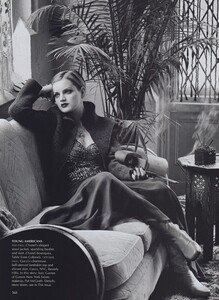 Gilded_Meisel_US_Vogue_September_1999_19.thumb.jpg.77799aa8594569e0b97411d4a4ba093c.jpg