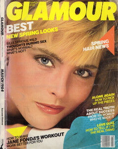 GlamourUS0384cover.thumb.jpg.1806624edf60d1b4b62710d5bbbe5a8b.jpg