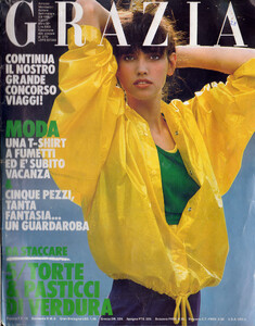 GraziaIT0308686no2371cover.thumb.jpg.14b331a2dd2e703ed0090111b7b2eeda.jpg