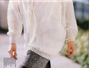 GraziaIT100886no2372Cardigan02.thumb.jpg.8e598b06b09517e7ebc7599b58be3992.jpg