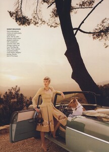 Hollywoodland_Testino_US_Vogue_March_2008_10.thumb.jpg.bdbd00332413961e7e6bf41d0b5ff909.jpg