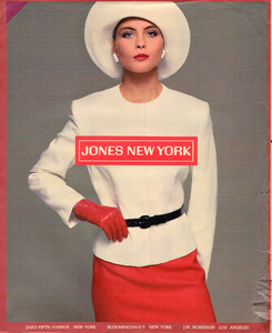 JonesAdTheNYTimesPart2FashionsOfTheTimesUS040384a.thumb.jpg.659de9a0b332c6a5f09222fd92597ccf.jpg