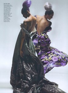 Knight_US_Vogue_November_2010_02.thumb.jpg.f55e328d8ff909f4263c152d0f556127.jpg