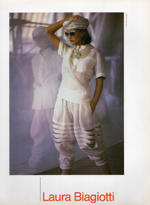 LauraBiagottiAdAllure6IT0185.thumb.jpg.42ee79a0cb11aec1cd675ccc17a84148.jpg