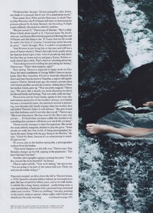 Leibovitz_US_Vogue_December_2011_07.thumb.jpg.417f06cd9e1013c7692b1c2d337fece2.jpg