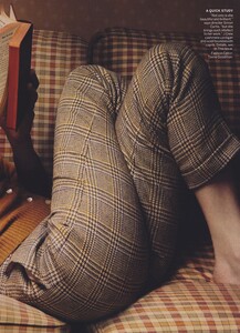 Leibovitz_US_Vogue_October_2011_02.thumb.jpg.4e6acd4005370bb33fcb8fc17bb42f2d.jpg