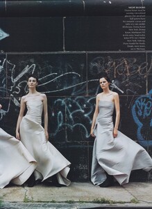 Lindbergh_US_Vogue_September_1999_04.thumb.jpg.2ef22786c6d2d8d7bb8a476eb276b78b.jpg