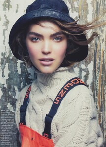 McDean_US_Vogue_June_2011_05.thumb.jpg.2d04a89453313ecdaee1f6a9ce55fe1b.jpg