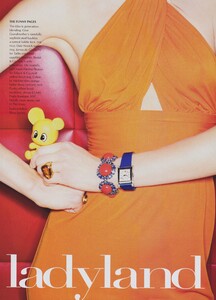 Meier_US_Vogue_March_2003_02.thumb.jpg.329a280fcd40616f06014658348c7dc1.jpg