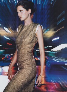 Meier_US_Vogue_September_1999_07.thumb.jpg.6eb9c2a1337af09bd841aed8a19718ef.jpg